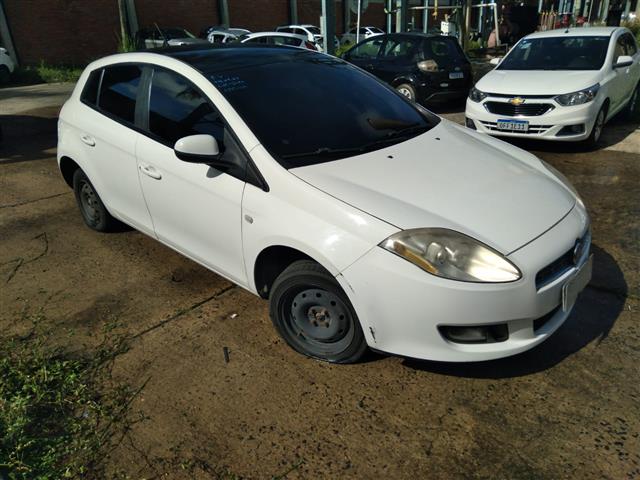 Veículo: FIAT BRAVO ESSENCE 1.8 