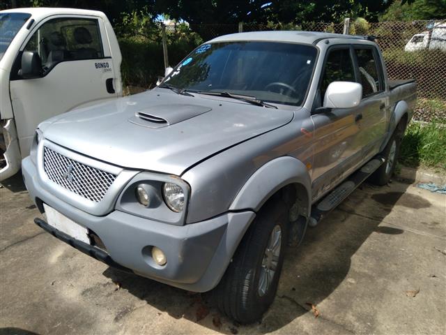 Veículo: MITSUBISHI L200 OUTDOOR  