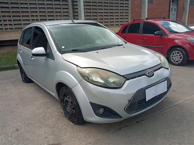 Veículo: FORD FIESTA 1.6 FLEX