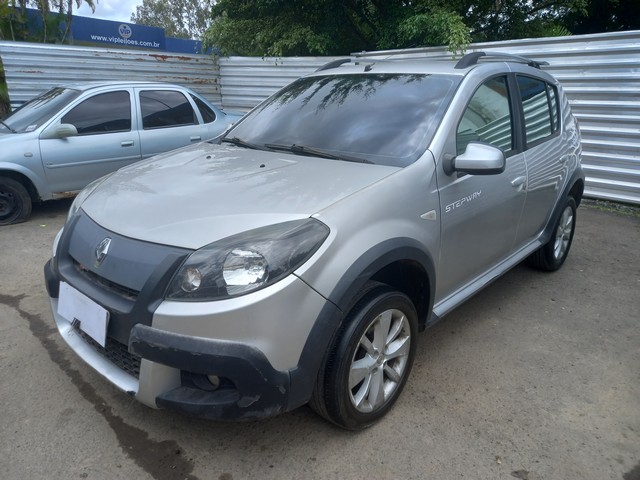 Veículo: RENAULT SANDERO STW 16HP  