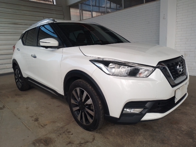 NISSAN KICKS SL CVT
