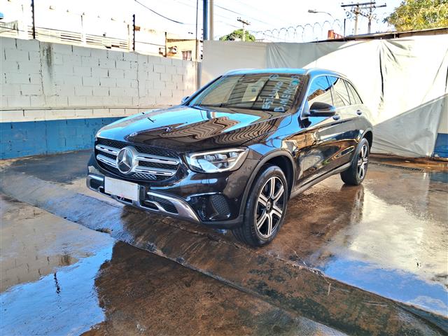 MERCEDES-BENZ GLC220D 4M