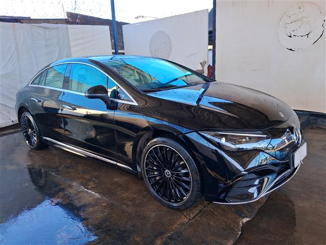 MERCEDES-BENZ EQE 300 2022 2023 
