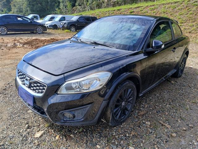 Veículo: VOLVO C30 T5  