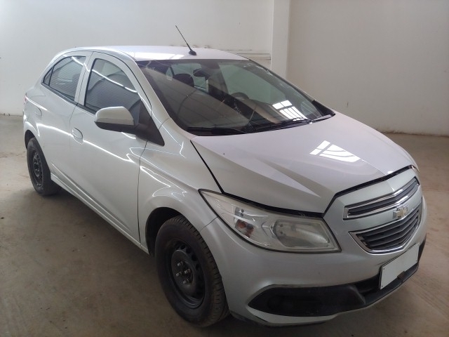 Veículo: CHEVROLET ONIX 1.0MT LT