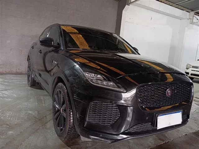 R EPACE 2.0 P300 SE R-DYNAMIC ANO 2018