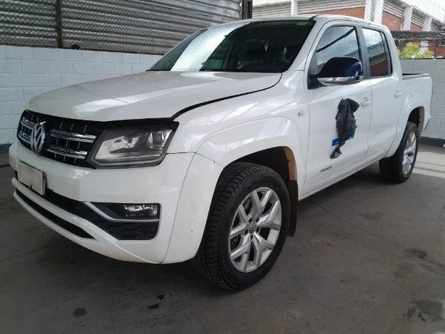 AMAROK V6 HIGH AC 3.0 4X4 ANO 2019/2020