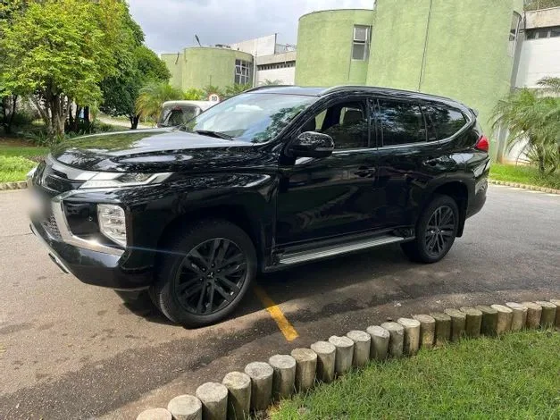 Pajero Sport Legnd 2.4 4x4 ANO 2023/2024