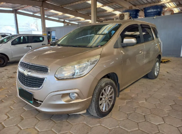 Chevrolet Spin 1.8L AT LT 2013