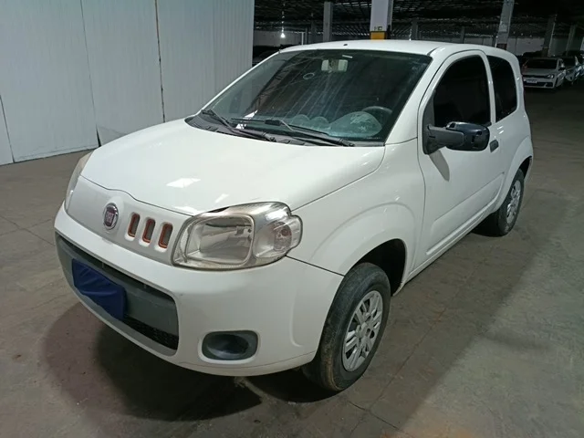 FIAT - UNO VIVACE 1.0 ANO 2015