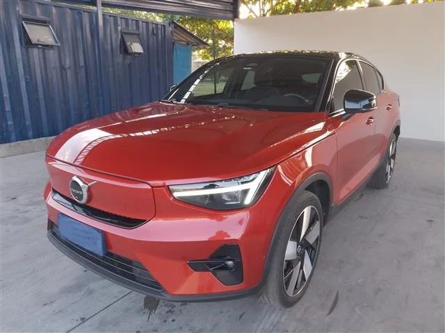 VOLVO C40 P8 RECHARGE ANO 2021/2022