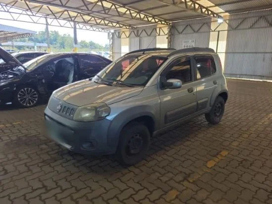 Fiat Uno WAY 1.0 ANO 2013/2014 