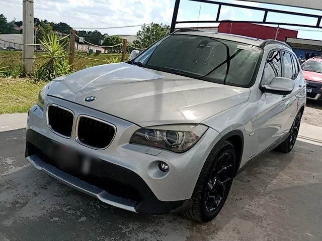 X1 XDRIVE 28I VM31 ANO 2010