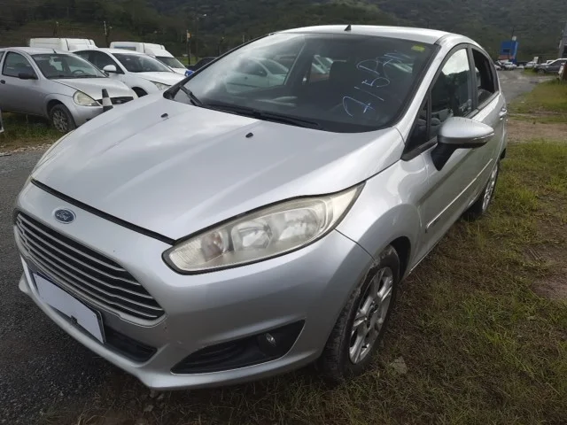 FIESTA HA 1.6L SE A ANO 2014 / 2015