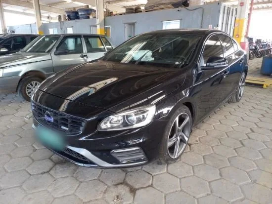 S60 2.0 T5 DRIVE -E- R-DESIG ANO 2014/2015