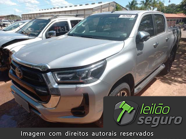 TOYOTA HILUX CD 2022
