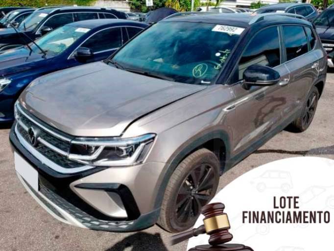 VOLKSWAGEN TAOS 21/22