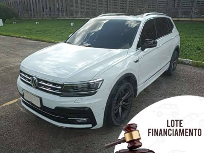 VOLKSWAGEN TIGUAN 18/19