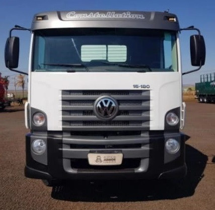Volkswagen 15-180 Ano 2013