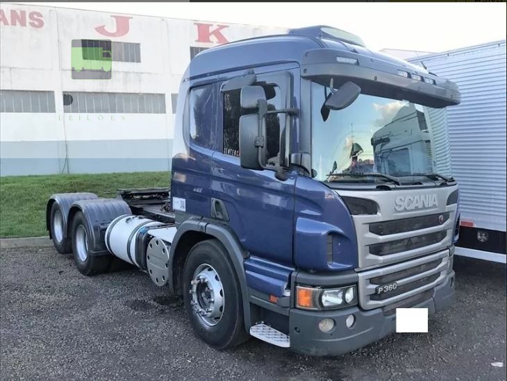 Scania P360 6x2 - Automático 2013