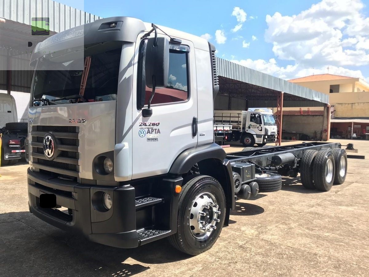 VOLKSWAGEN 24280 Constellation Chassi - 2013 