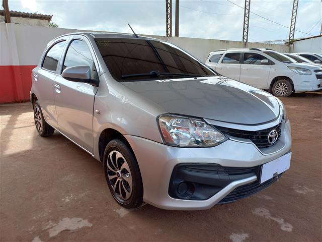 TOYOTA ETIOS HB X 13L MT  